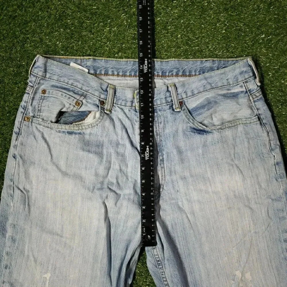 Levis Men Size 38 x 29 Jeans 550 Relaxed Fit Pants Cotton Light Wash Denim - Picture 7 of 8